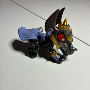 TREASURE X KINGS GOLD MYSTICAL BEAST FIGURE SHADOW BURN 3” ACTION TOY